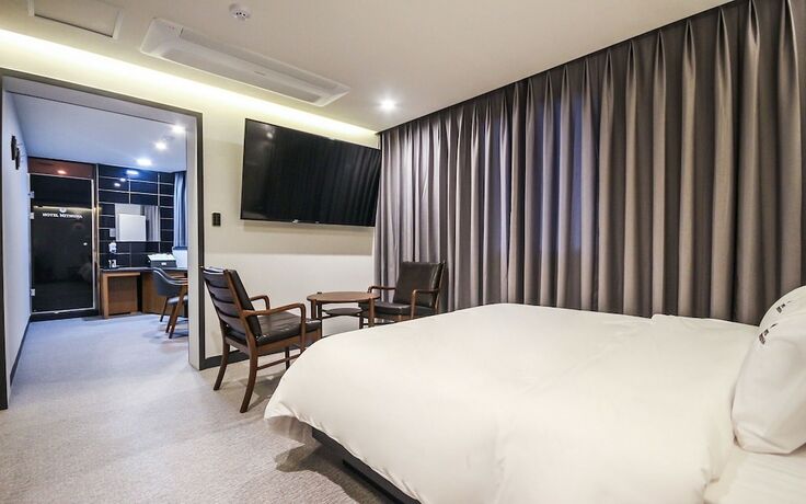 Imagen de la habitación del Hotel Busan Oncheonjang Mithuna. Foto 19