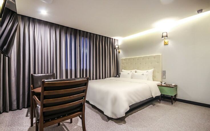 Imagen de la habitación del Hotel Busan Oncheonjang Mithuna. Foto 24