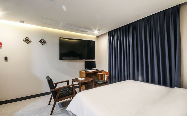 Imagen de la habitación del Hotel Busan Oncheonjang Mithuna. Foto 32