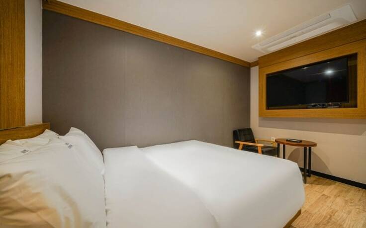 Imagen de la habitación del Hotel Busan Sajik The Stone Bridge. Foto 29