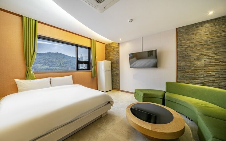 Imagen de la habitación del Hotel Busan Songjeong Olla. Foto 13