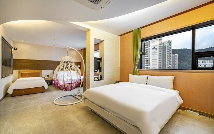 Imagen de la habitación del Hotel Busan Songjeong Olla. Foto 17