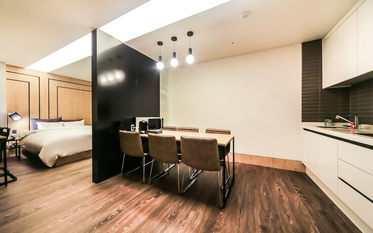 Imagen de la habitación del Hotel Busan Songjung Yeowoobi. Foto 11