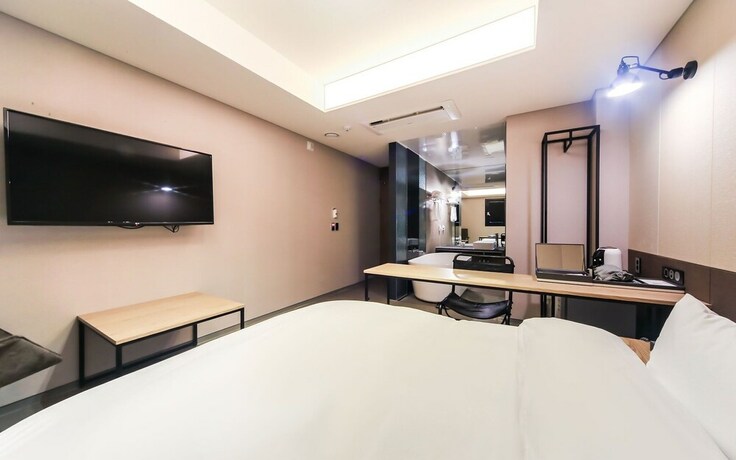 Imagen de la habitación del Hotel Busan Songjung Yeowoobi. Foto 21