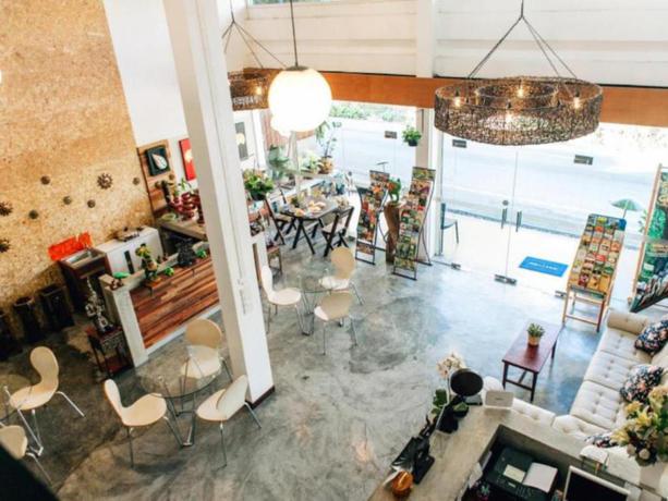 Imagen de los interiores del Hotel Busara Chiangmai. Foto 7