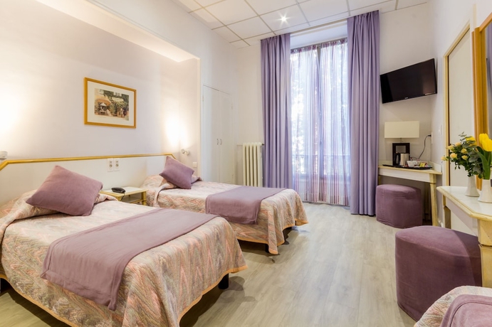 Imagen de la habitación del Hotel Busby. Foto 9