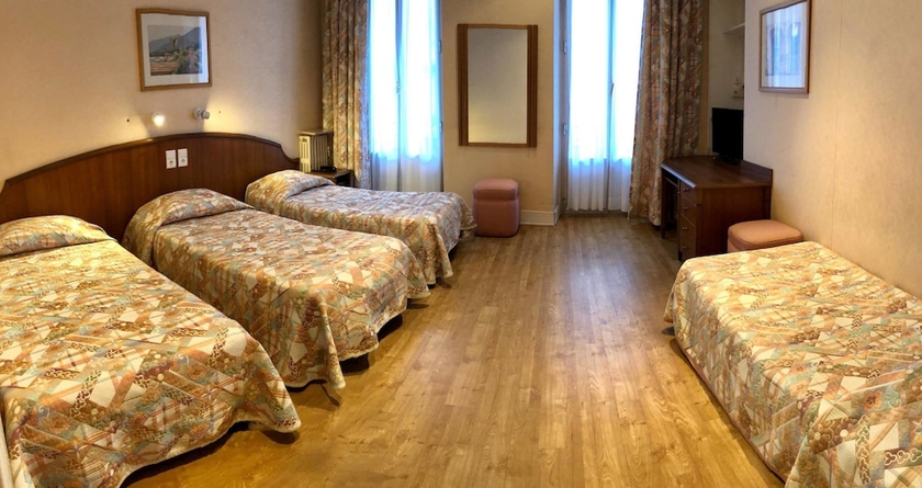 Imagen de la habitación del Hotel Busby. Foto 17