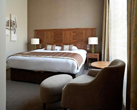 Imagen de la habitación del Hotel Bush Farnham. Foto 8