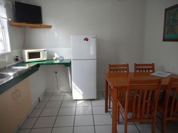 Imagen de la habitación del Hotel Bush Village Holiday Cabins. Foto 8