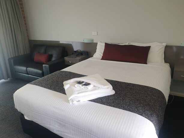 Imagen de la habitación del Hotel Bushmans Motor Inn. Foto 31