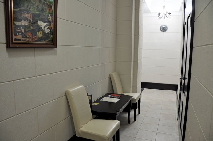 Imagen de los interiores del Hotel Business Apartments. Foto 20