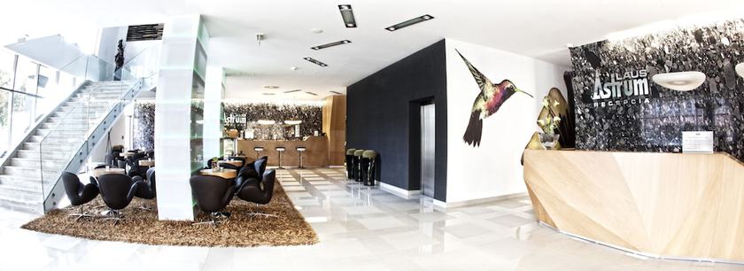 Imagen de los interiores del Hotel Business Astrum Laus. Foto 16