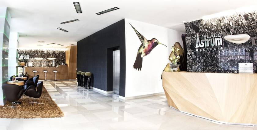 Imagen de los interiores del Hotel Business Astrum Laus. Foto 19