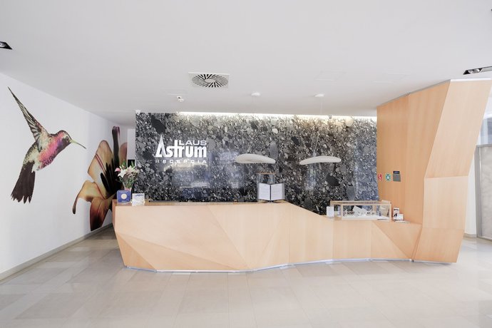 Imagen de los interiores del Hotel Business Astrum Laus. Foto 20
