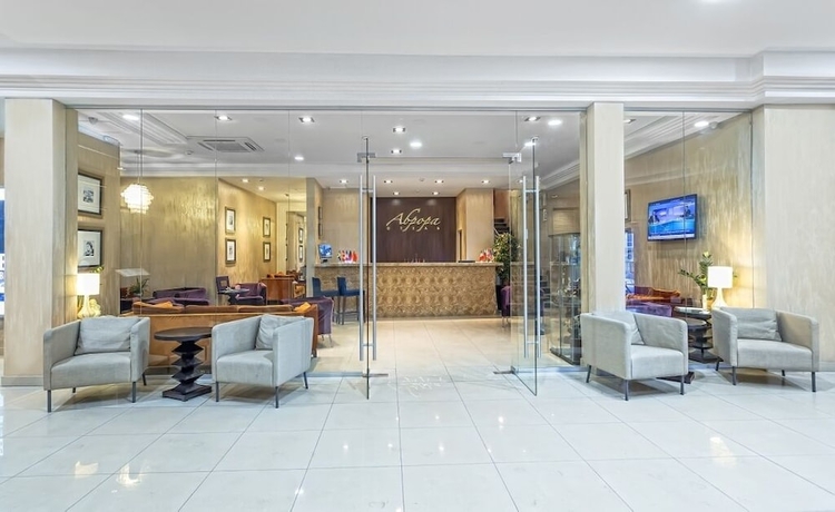 Imagen general del Hotel Business Avrora. Foto 1