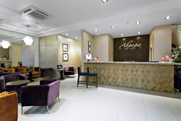 Imagen de los interiores del Hotel Business Avrora. Foto 14
