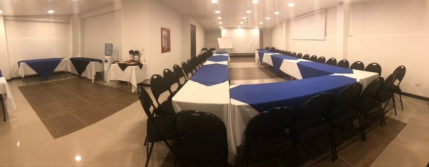 Imagen general del Hotel Business Center Internacional. Foto 1