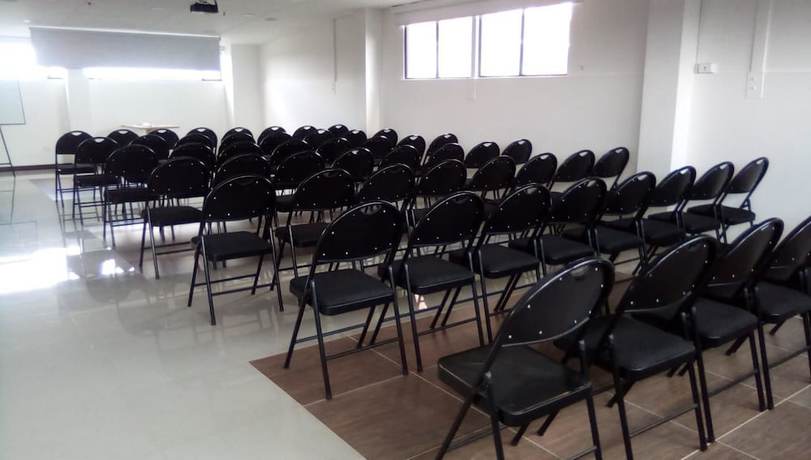 Imagen de los interiores del Hotel Business Center International. Foto 12