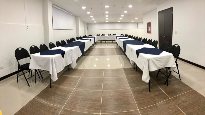 Imagen general del Hotel Business Center International. Foto 6