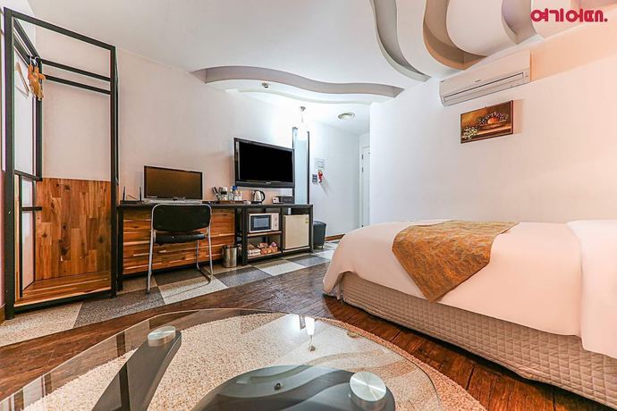 Imagen de la habitación del Hotel Business, Cheonan. Foto 6