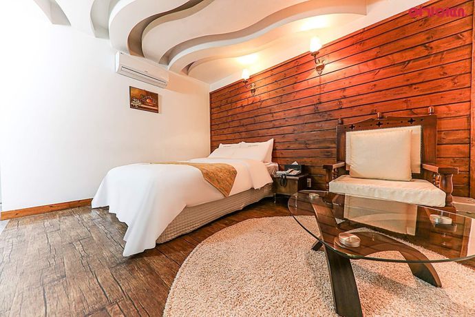 Imagen de la habitación del Hotel Business, Cheonan. Foto 8