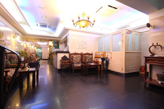 Imagen de los interiores del Hotel Business, Cheonan. Foto 19