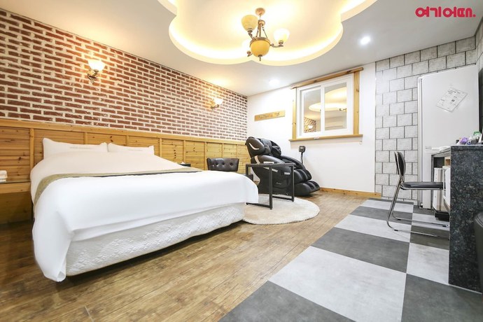 Imagen de la habitación del Hotel Business, Cheonan. Foto 12