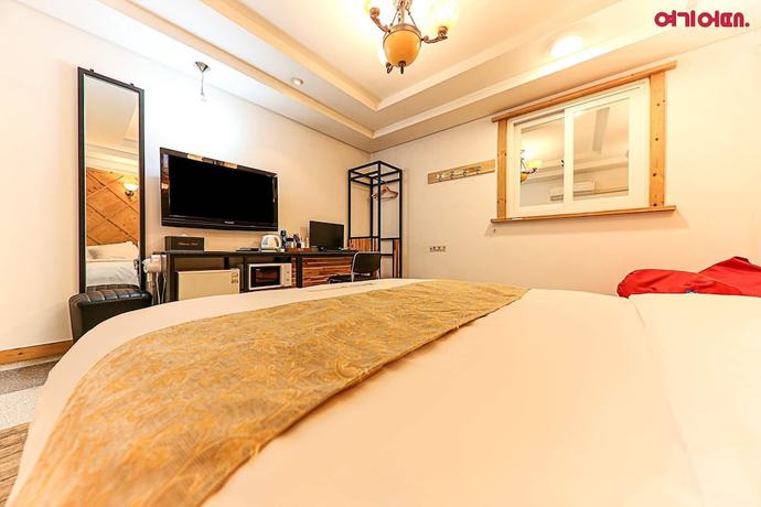 Imagen de la habitación del Hotel Business, Cheonan. Foto 14