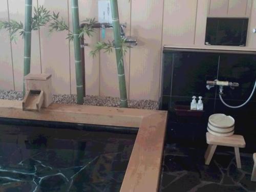 Imagen general del Hotel Business Daiichi Omihachiman. Foto 11