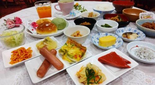 Imagen general del Hotel Business Daiichi Omihachiman. Foto 15