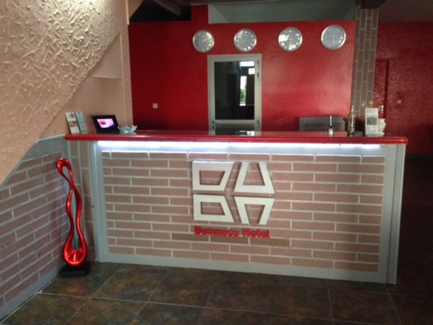 Imagen de los interiores del Hotel Business, Dakar. Foto 9