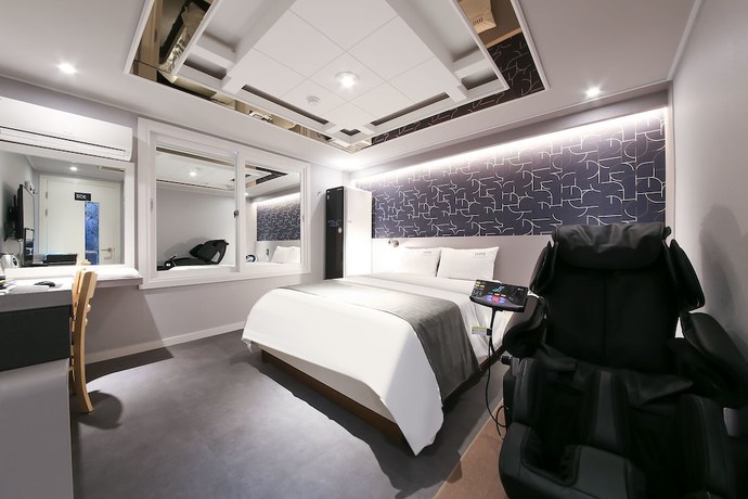 Imagen de la habitación del Hotel Business Duu. Foto 3