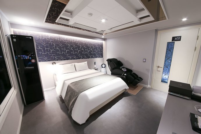 Imagen de la habitación del Hotel Business Duu. Foto 6