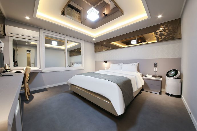 Imagen de la habitación del Hotel Business Duu. Foto 11