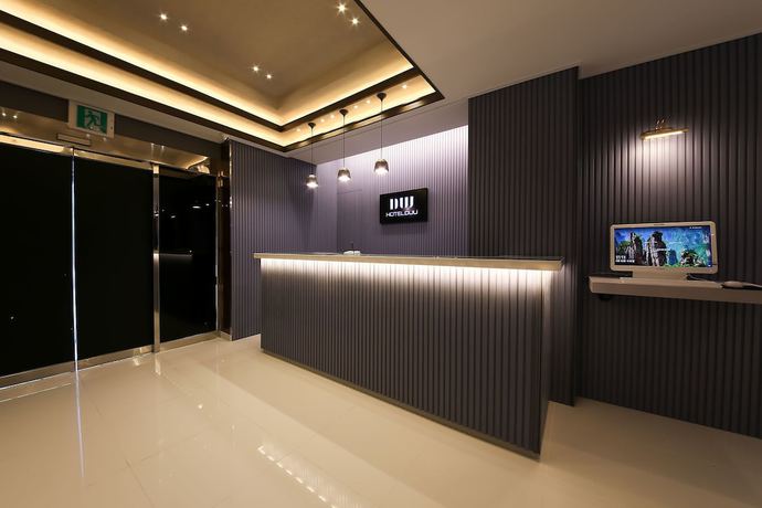 Imagen de los interiores del Hotel Business Duu. Foto 19