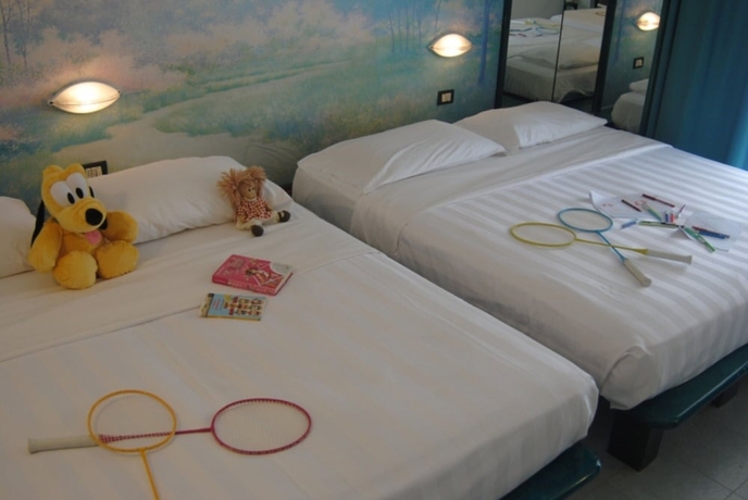 Imagen de la habitación del Hotel Business. Foto 10