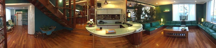 Imagen de los interiores del Hotel Business. Foto 18