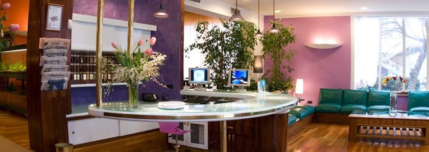 Imagen de los interiores del Hotel Business. Foto 19