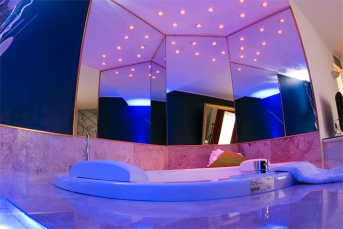 Imagen de la habitación del Hotel Business. Foto 16