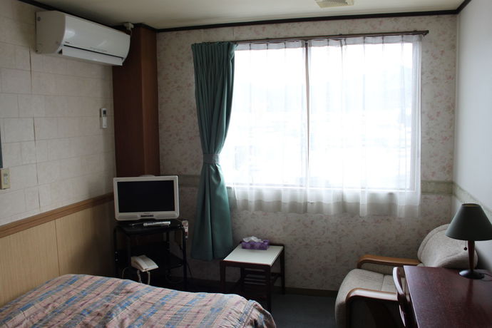 Imagen de la habitación del Hotel Business Fujimi. Foto 5