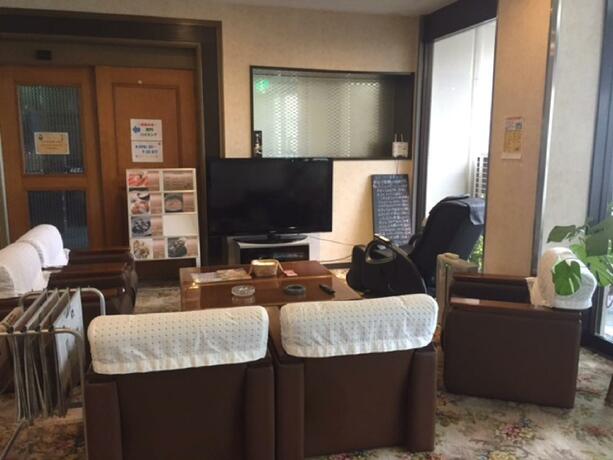 Imagen general del Hotel Business Fukuhara. Foto 28