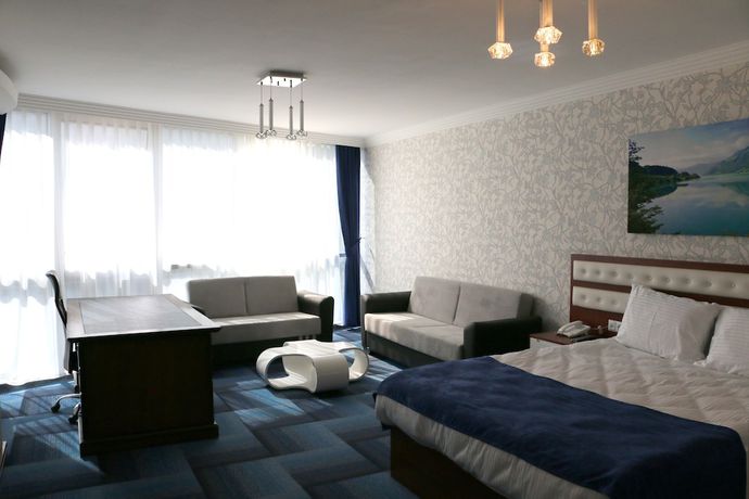 Imagen de la habitación del Hotel Business Grand. Foto 6