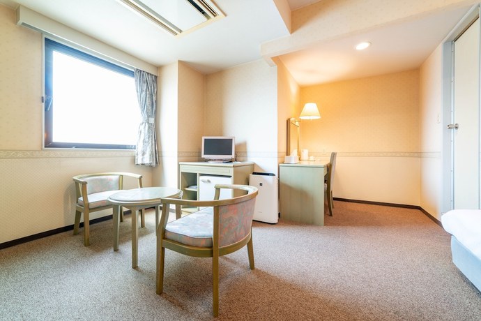 Imagen de la habitación del Hotel Business Hotel Nishiura Yokkaichi. Foto 15