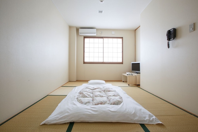 Imagen de la habitación del Hotel Business Inn Umesaki. Foto 8