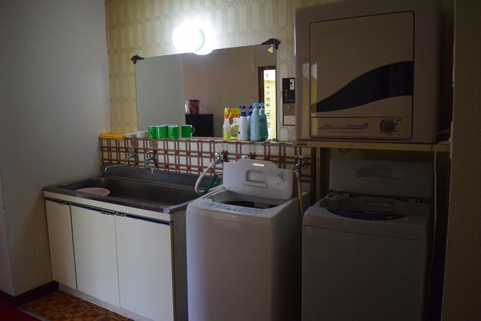 Imagen de los interiores del Hotel Business Koraku. Foto 16