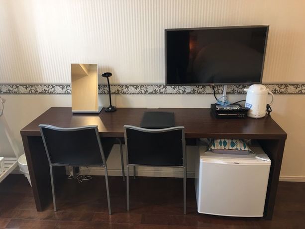 Imagen de la habitación del Hotel Business La Firenze. Foto 6