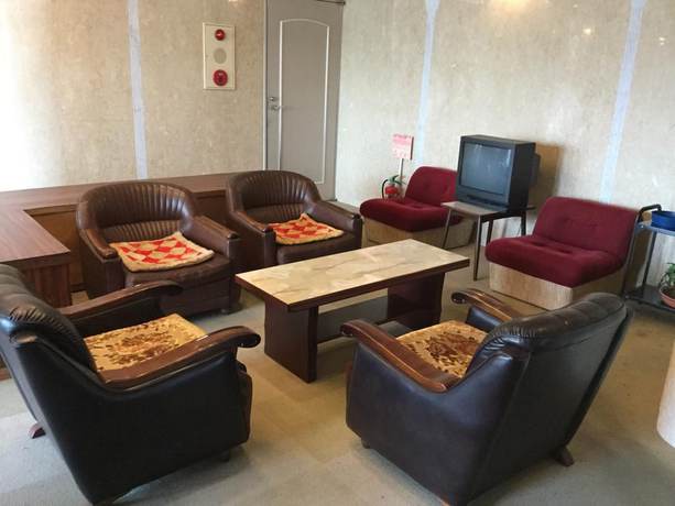 Imagen del bar/restaurante del Hotel Business Minami. Foto 3