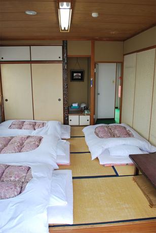 Imagen de la habitación del Hotel Business Nakayama. Foto 4