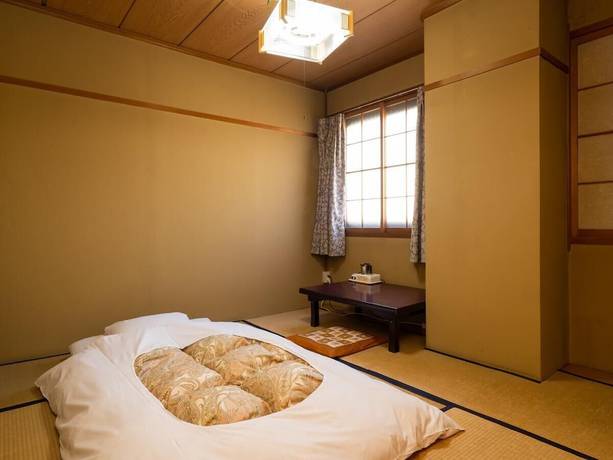 Imagen de la habitación del Hotel Business Nakayama. Foto 7