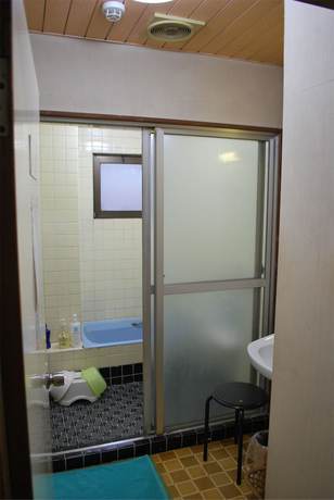 Imagen de la habitación del Hotel Business Nakayama. Foto 14